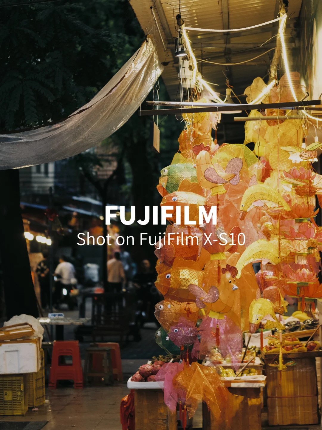 街上开灯我就知道中秋要来了🌕