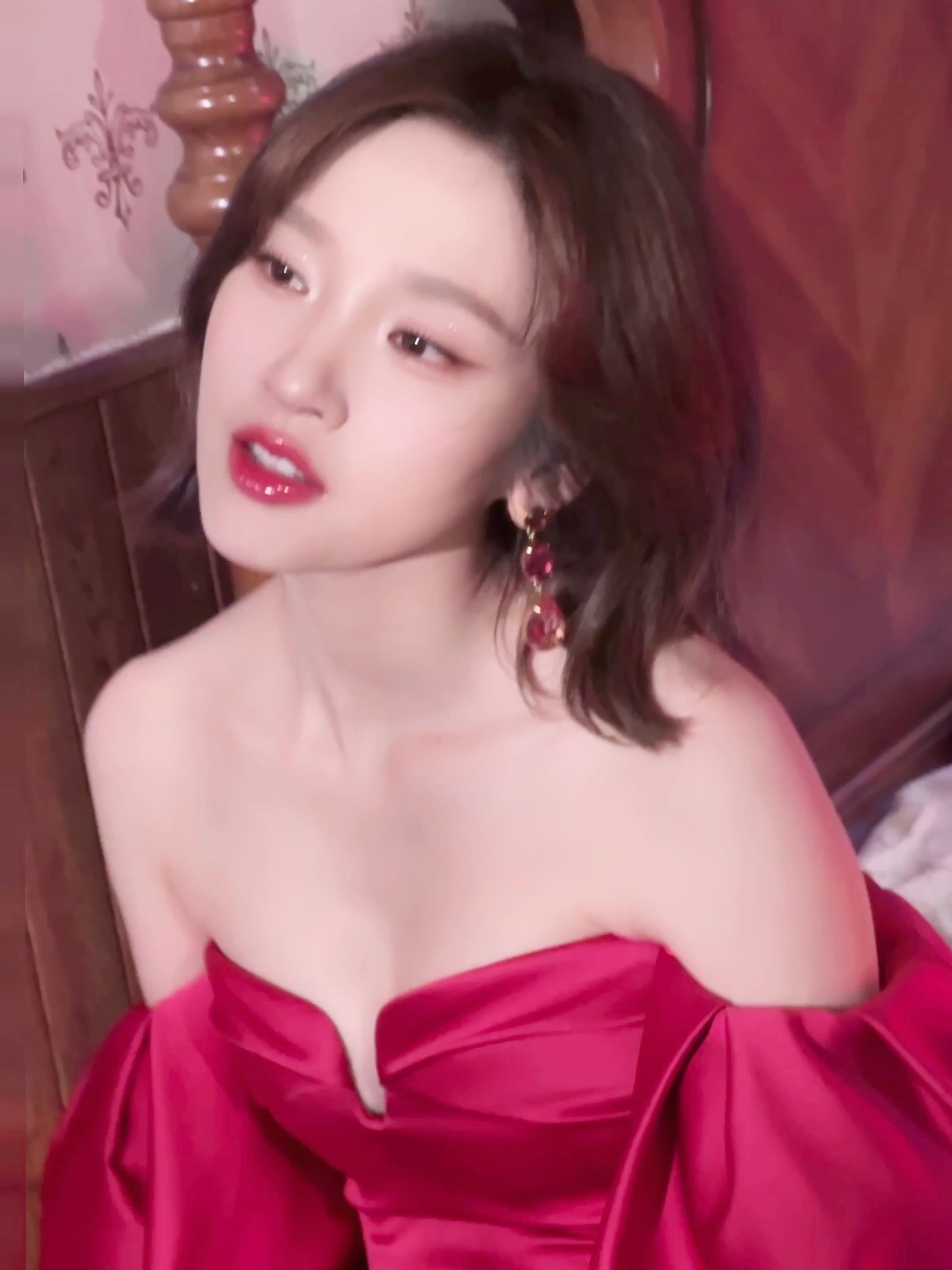 唐艺昕✨～好美的Live美拍[送花花] ​​​