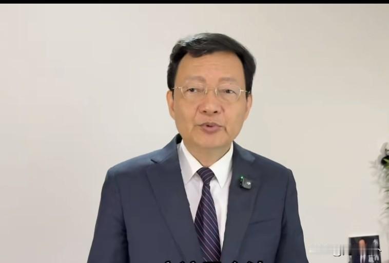 普通人跟风海外投资有多亏？李大霄戳破两层不公平，看完别再盲目入局
 
生活里大家