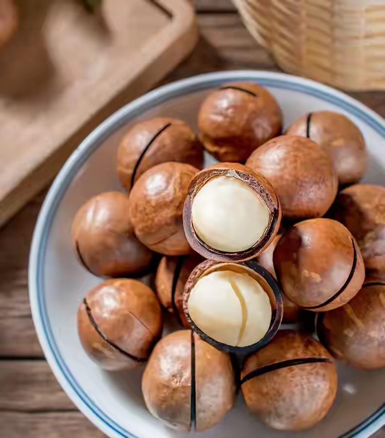 拼多多上体面又好吃的坚果礼盒挑坚果礼盒最怕啥？要么全是壳，要么掺杂着果干凑数，看