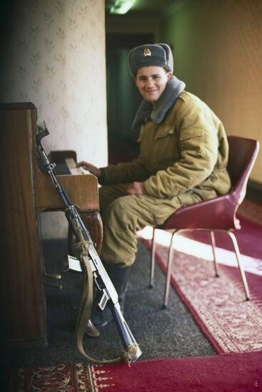 1996 年，塔吉克斯坦，内战后余烬未熄热点观点海外新鲜事历史知识