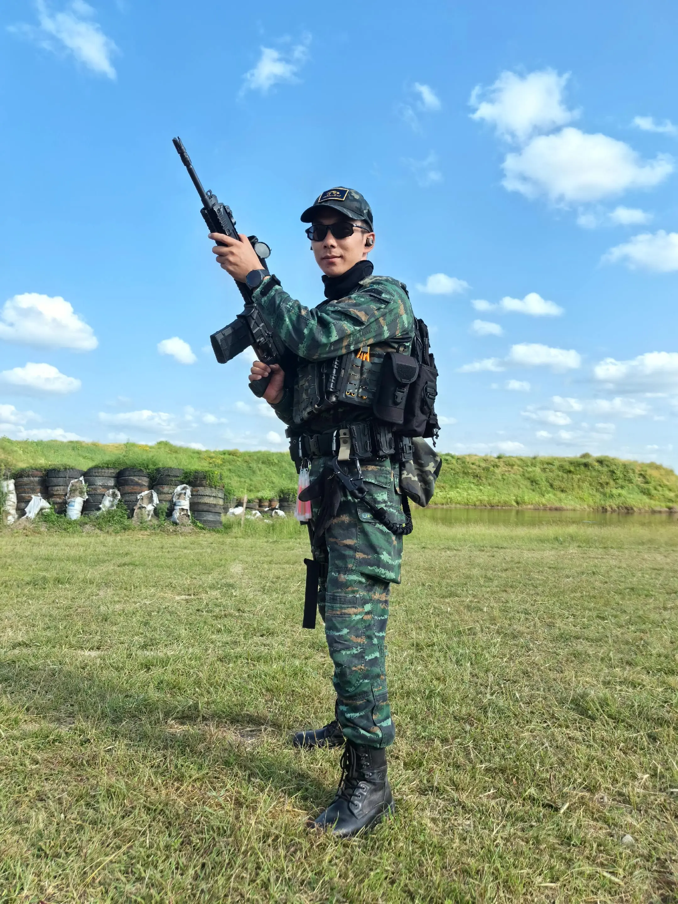退役武特在非洲。影视拍摄花絮