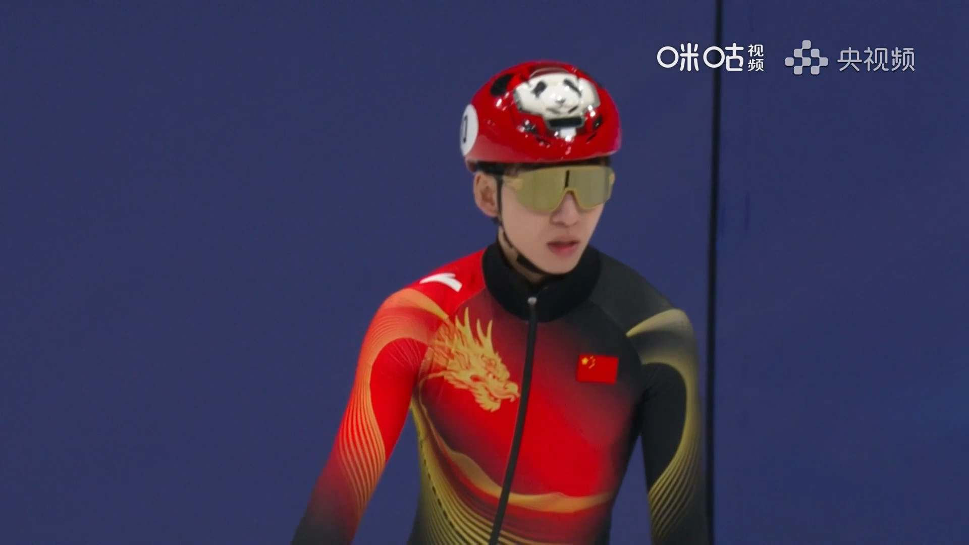 全村的希望！米兰冬奥会短道速滑男子500米预赛，刘少昂41.100获得小组第一，