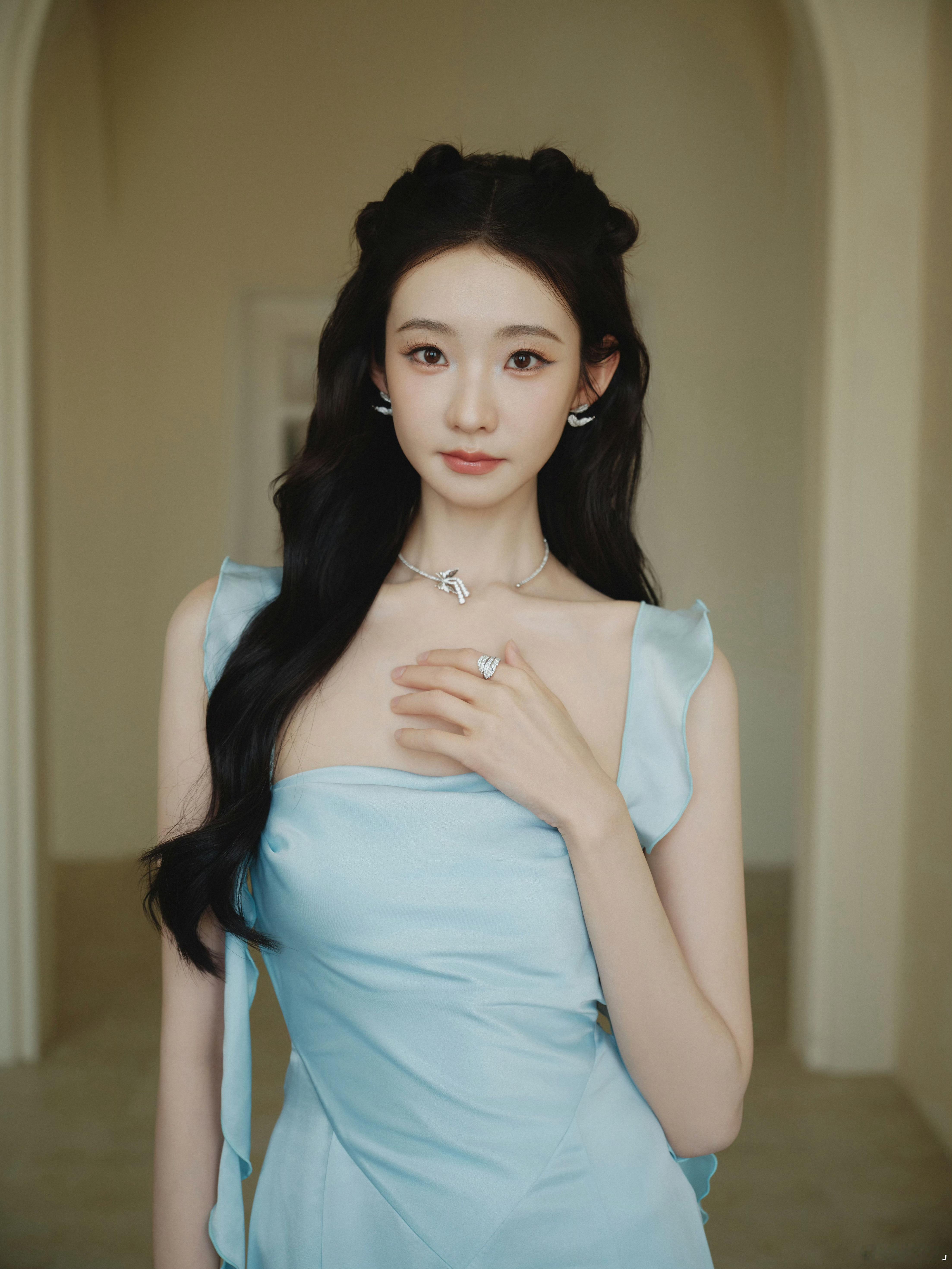 张艺凡💙💙 