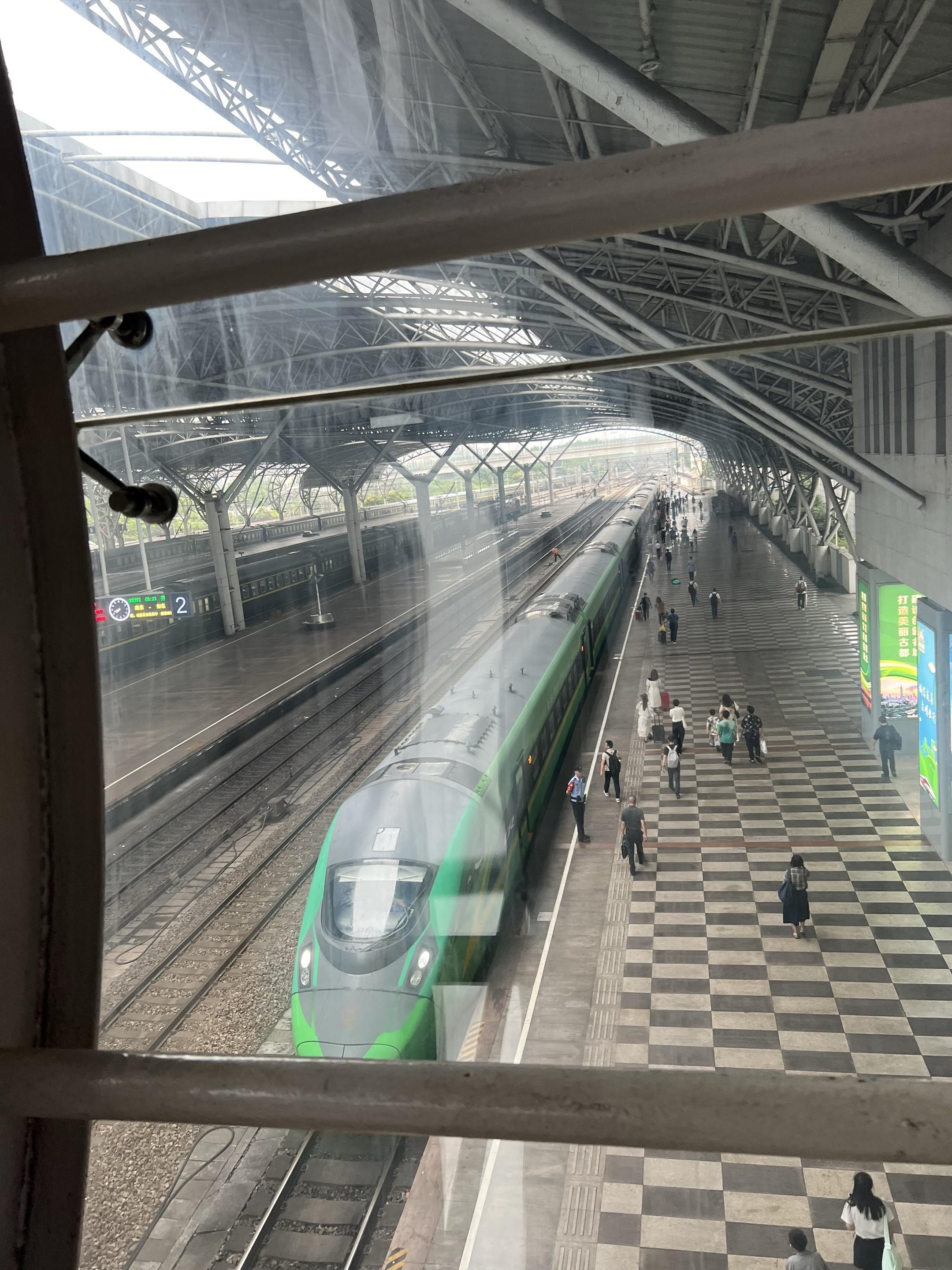 反正路也要一个人走。