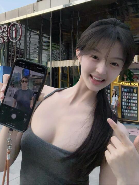520将故事写成我们｜发现一种很新的合影方式