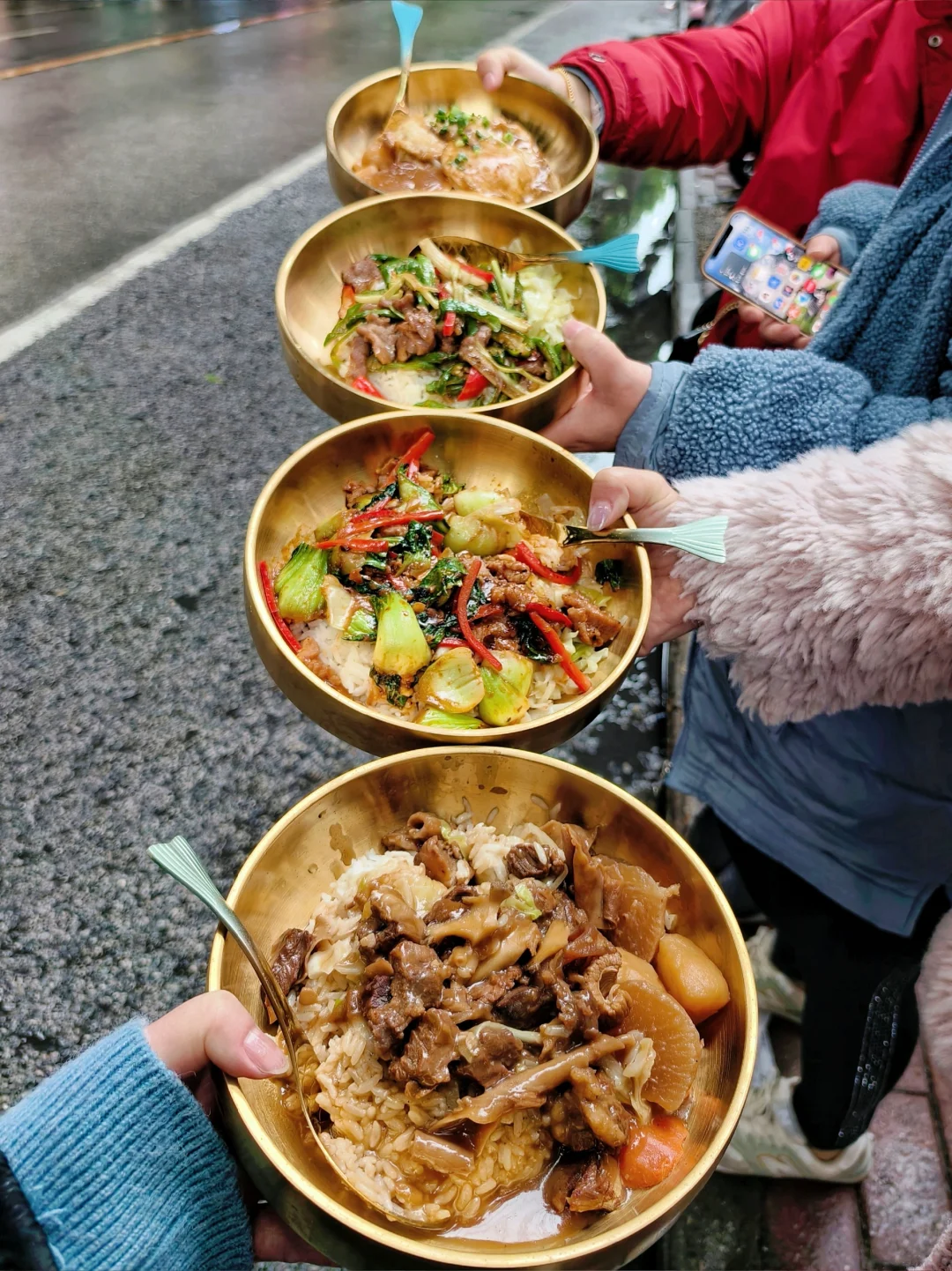 卧卧卧…南宁拌饭界天花板！9r鸡蛋鲍汁捞饭