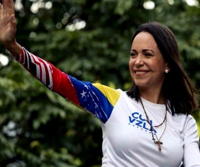 最危险的回家！
诺贝尔和平奖得主执意返委，一方警告追责、一方冷淡敷衍，三方博弈炸