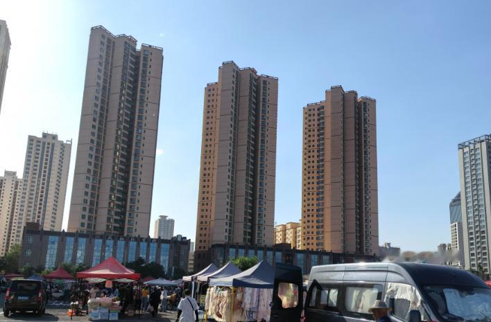 令人吃惊！海拔高度1500米左右的甘肃省兰州市，7月4日到9日，持续高温，最高气