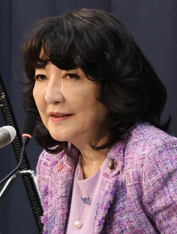 2025年12月23日，日本财务大臣片山皋月宣布将动用“自由裁量权”干预汇市，理