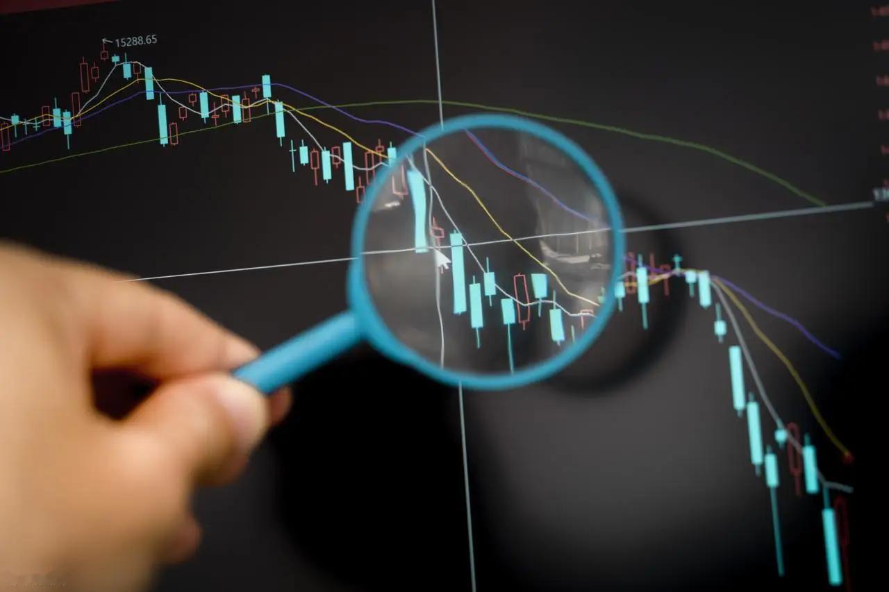 原创早评：分散持仓＋留现金择机价差应对震荡

外盘情况：美股三大指数集体收涨，均