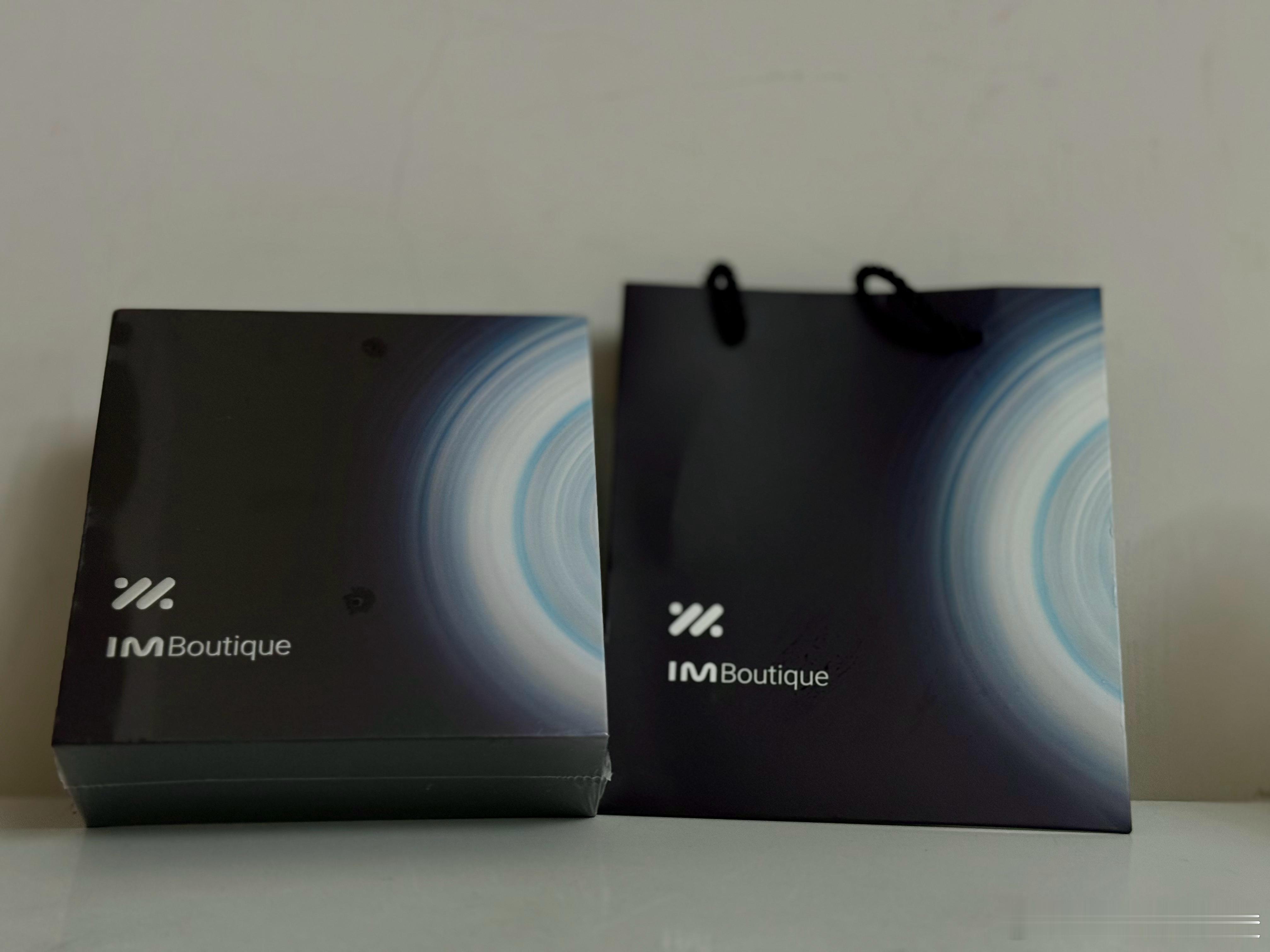 mj宠粉计划 智己“超级恒星”充电宝，喜欢的朋友转发，明天抽奖  抽奖详情