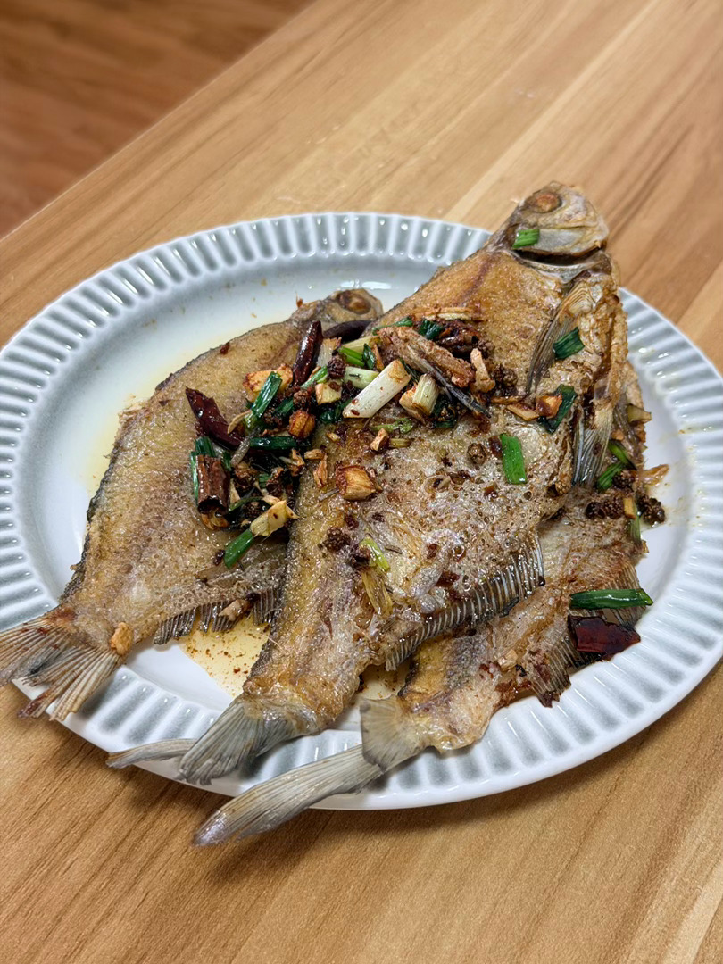 我是钓鱼高手，我妈说杀鱼高手 