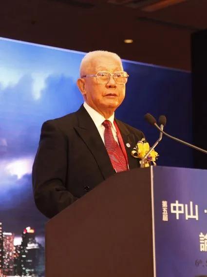 台湾前陆军总司令陈廷宠近日接受采访时表示，即使台湾军队兵役从4个月延长至一年，军