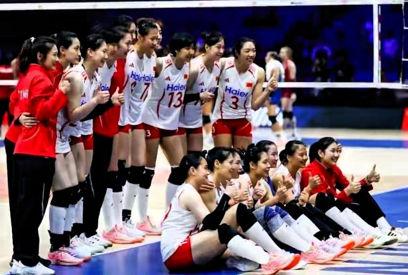 恭喜中国女排！3-0干脆利落拿下塞尔维亚，这场球赢得提气！不过赢球不代表没问题，