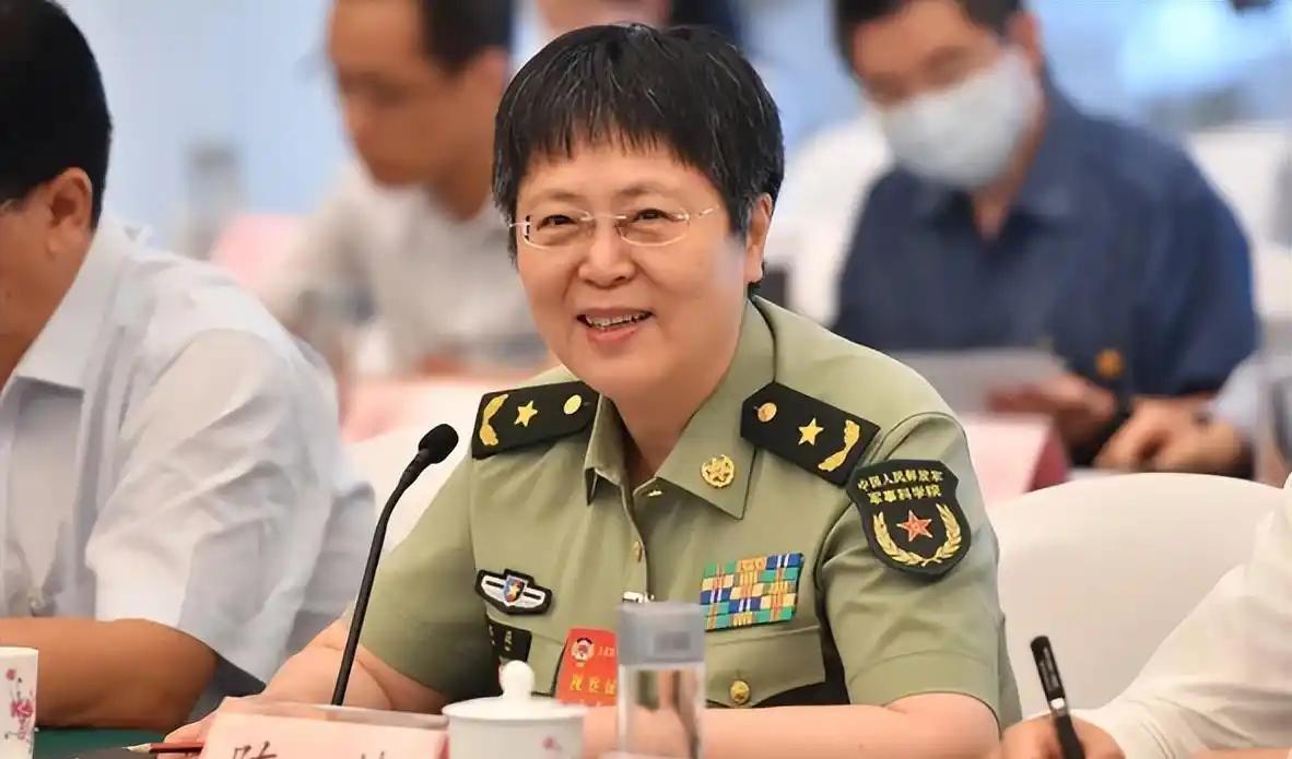 全网一致叫好！陈薇升任副院长，看懂的人都懂何为国之脊梁
 
7月16日，一则人事
