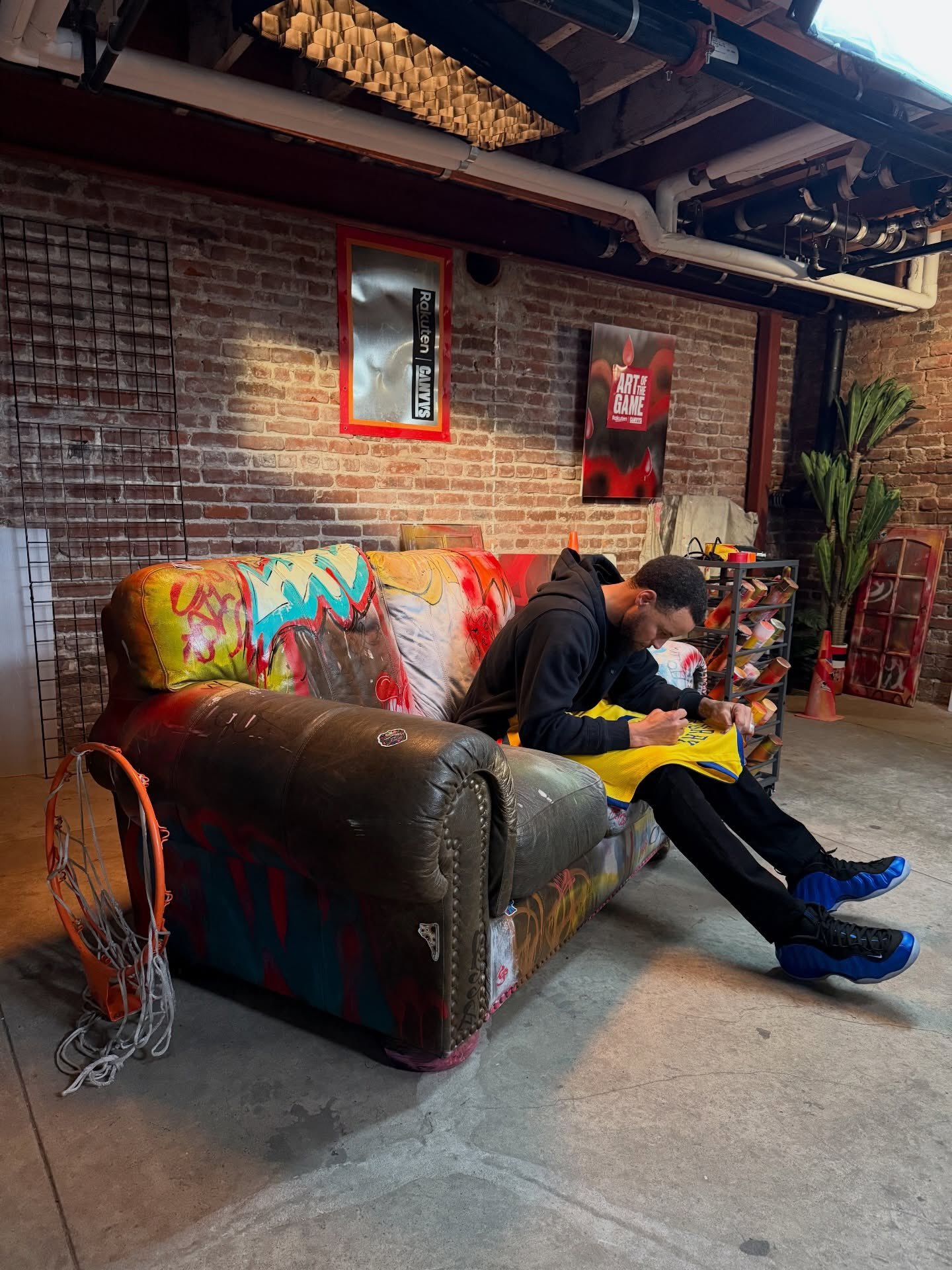 珍惜还能自由穿钩子的日子晚安斯蒂芬库里