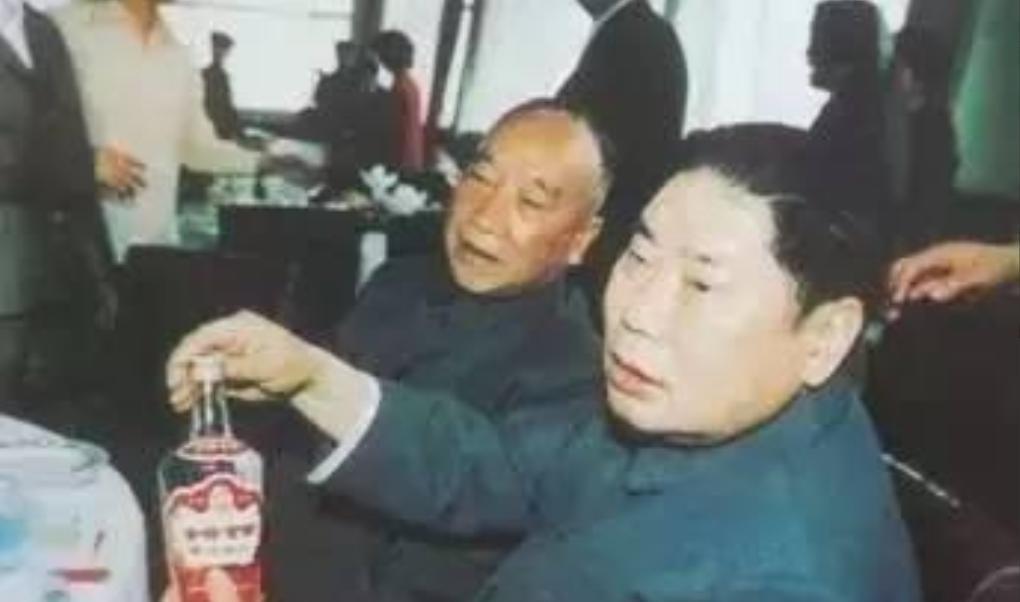 1950年杨得志回到株洲得知父亲和亲人去世，愧疚自责直言儿子实在大不孝！
195