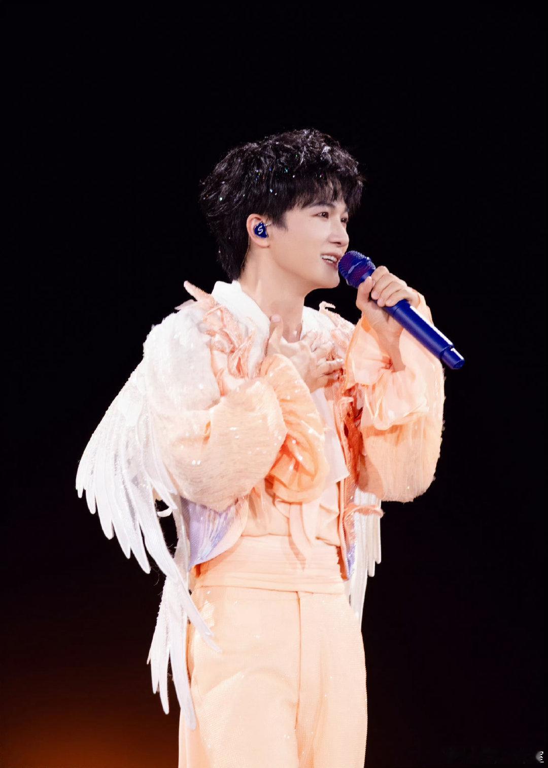 周深演唱会选曲含金量周深演唱会选曲周深演唱会选曲含金量真的没话说！从国风到二次元