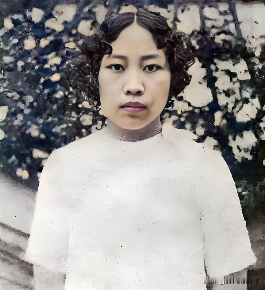 1931年，秋瑾之女收拾行囊北上，苦练20年武功，只为手刃杀母仇人
 
1931