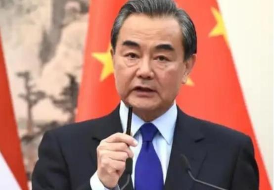 40000人阵亡，100艘战舰会被击沉？美媒表示，台海开战解放军伤亡惨重，大陆在