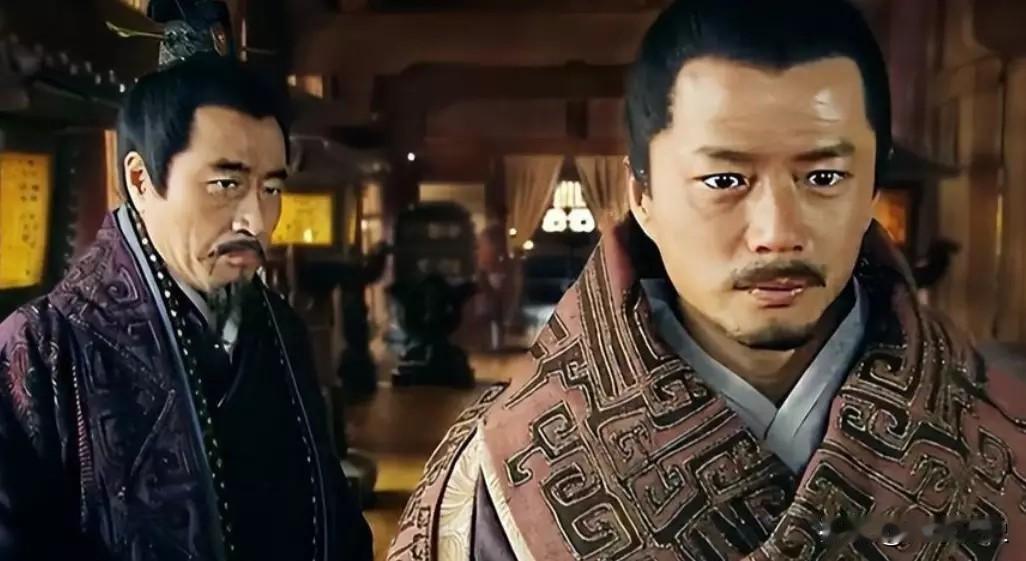 韩信被杀后，萧何说了哪四字却被骂千年？

当年月下追韩信的是你萧何，把人捧成大将