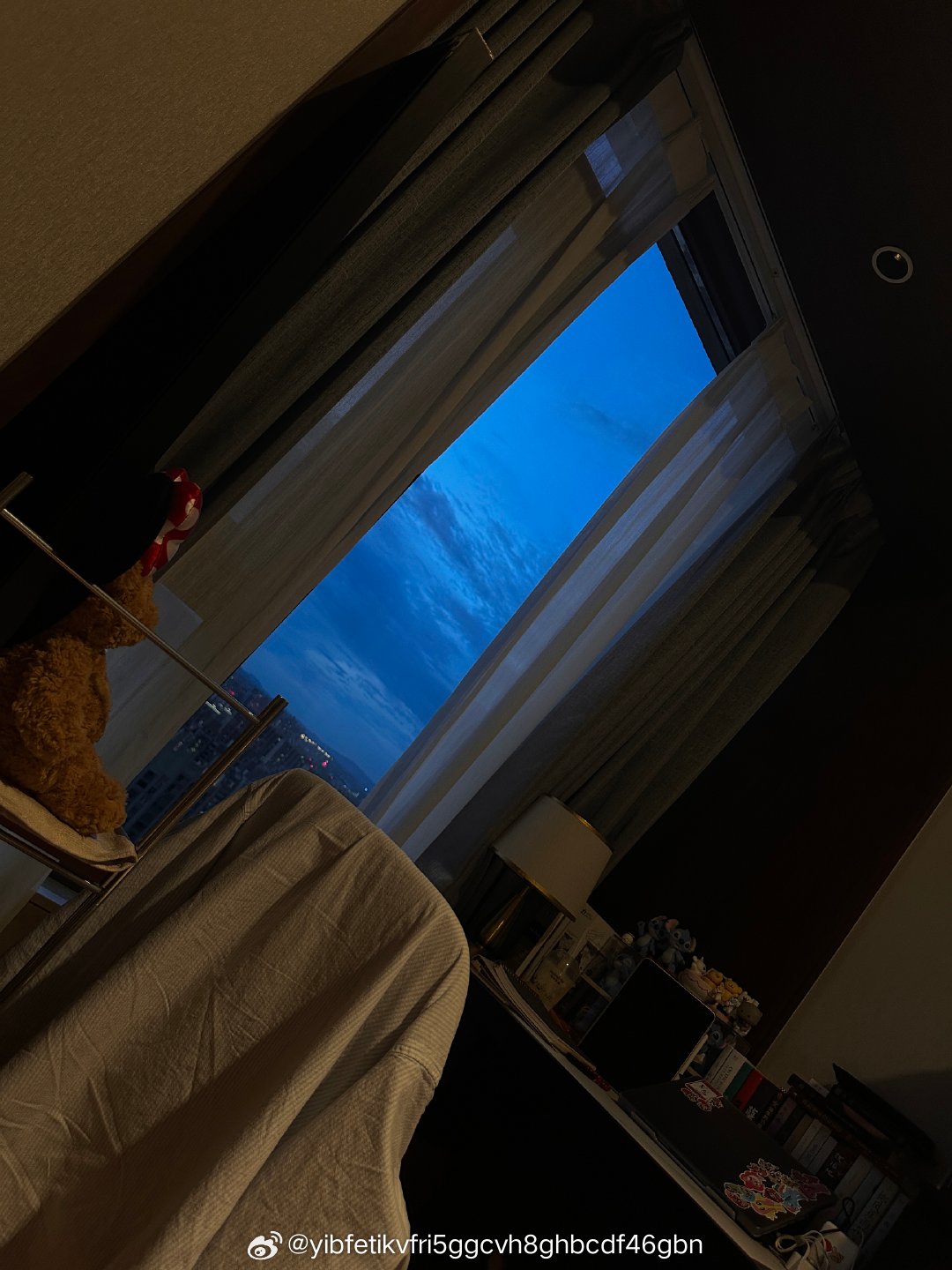 大家晚上好 分享蓝调💙 