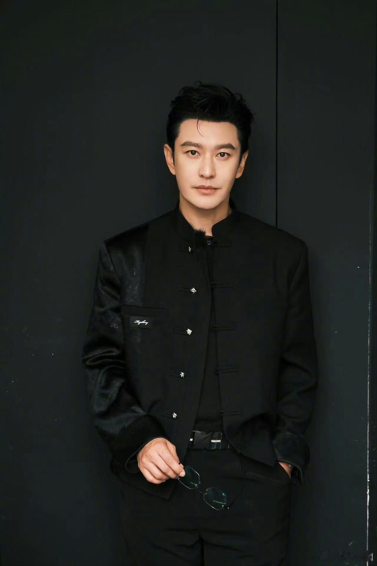 #黄晓明发文告别中餐厅8#中餐厅 8 结束，黄晓明的告别让人感受到他对中国味道的