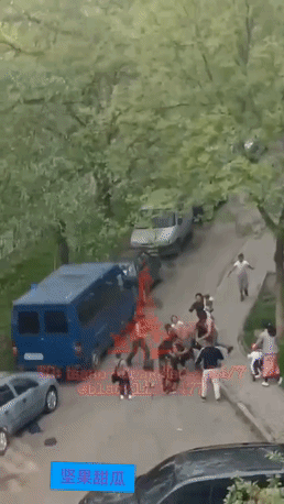 乌克兰爆发移民混战，伊万诺-弗兰科夫斯克罗姆人对印度教徒进行了大规模攻击。

乌