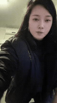 做人要干净，做事要干脆，这样的女人才值得爱。

我就烦那种做事拖泥带水的，男人一