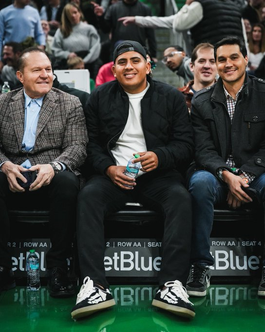 欢迎波士顿红袜的成员们来到现场看比赛~波士顿凯尔特人 ｜DifferentHer