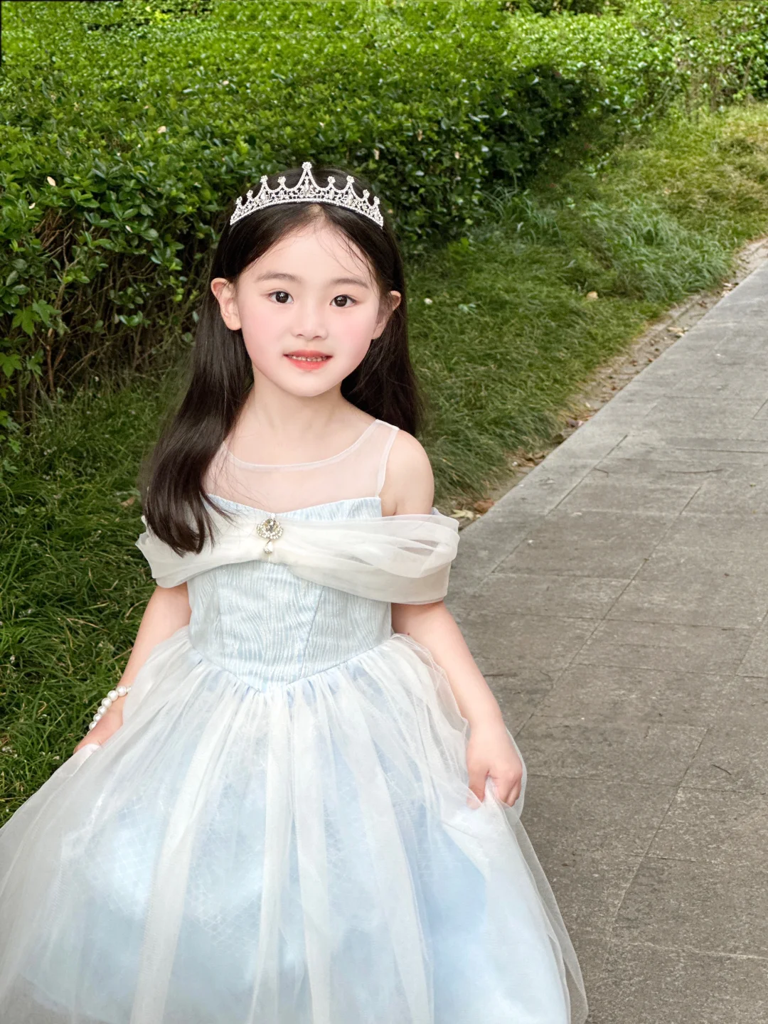 公主从来不在乎别人说什么～