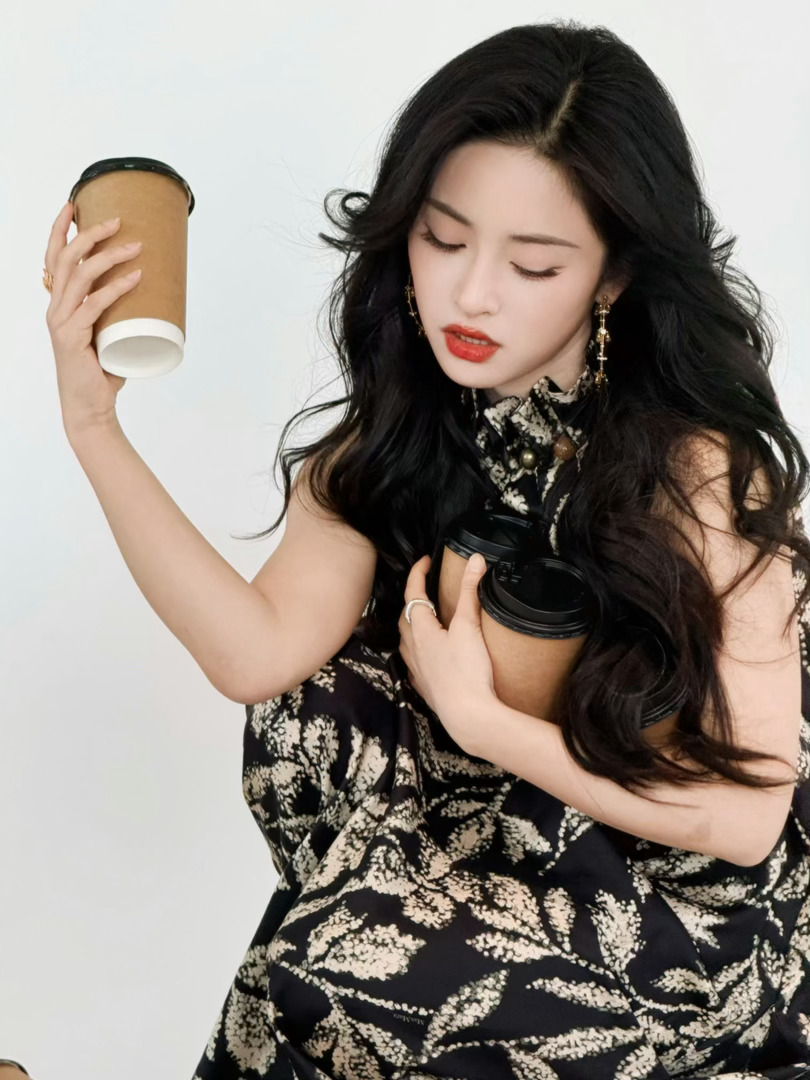 沈月照见无数妈妈被抹去的付出沈月在客栈中带娃照出了许多妈妈的辛苦与隐形付出，做家