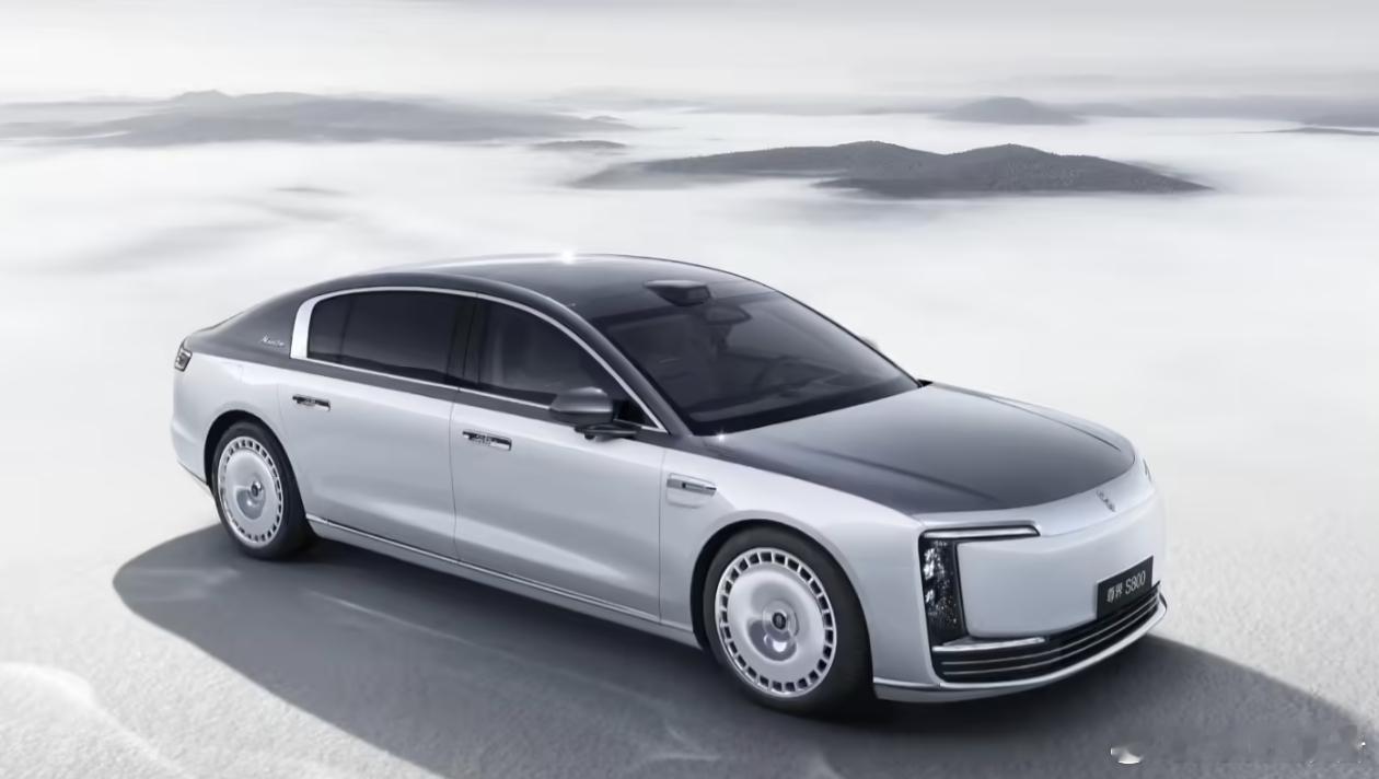 尊界S800 11月交付超2000台12月2日，鸿蒙智行官方宣布，尊界S800购