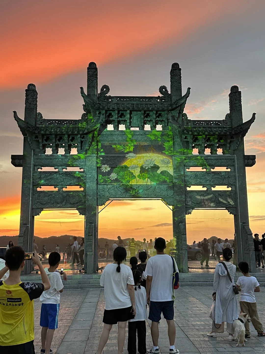 卧卧卧卧！东钱湖仲夏夜好热闹！