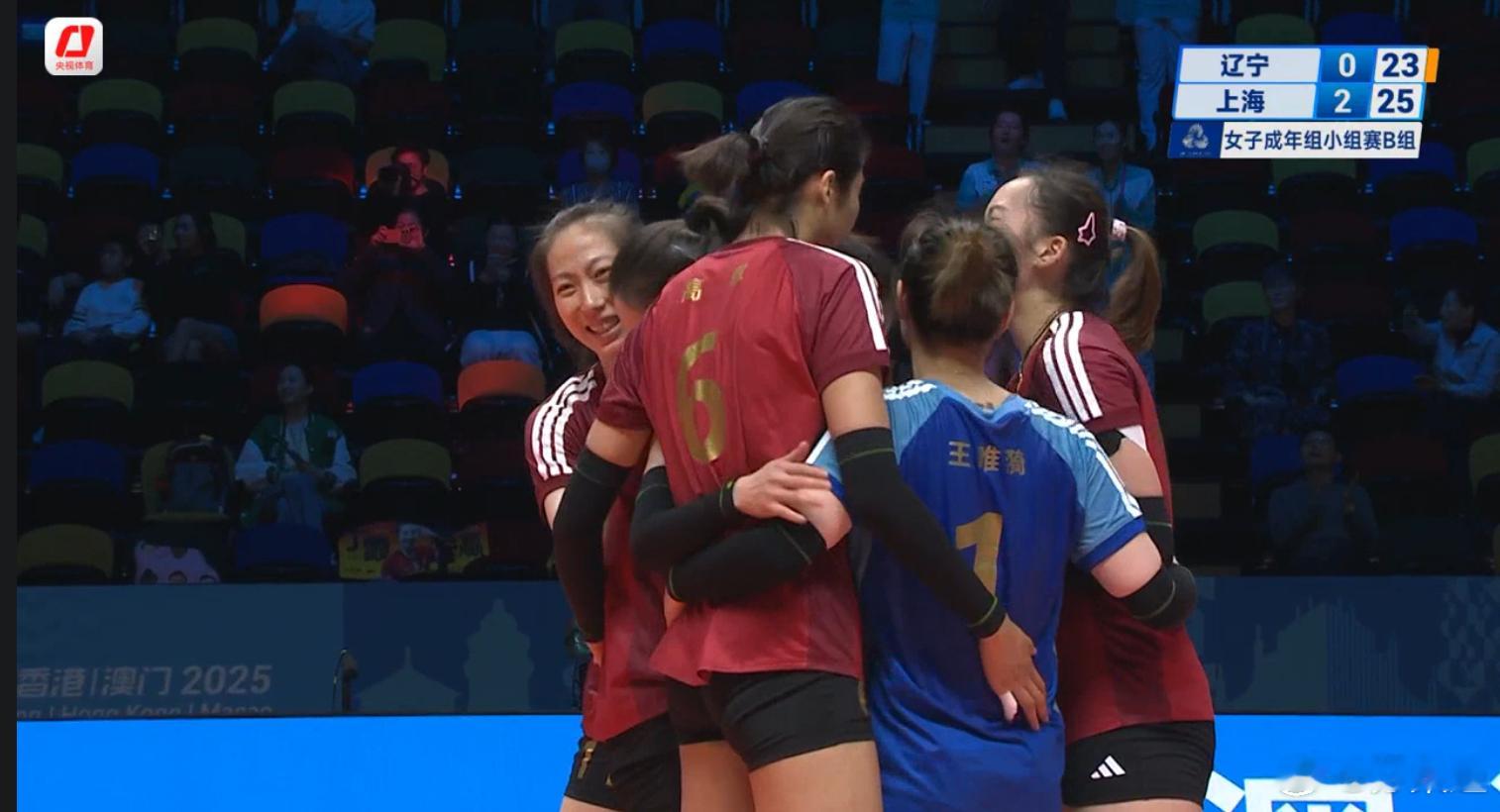 辽宁队0-2（22-25/23-25）上海队 我辽每局都有过领先，但次次只差一点