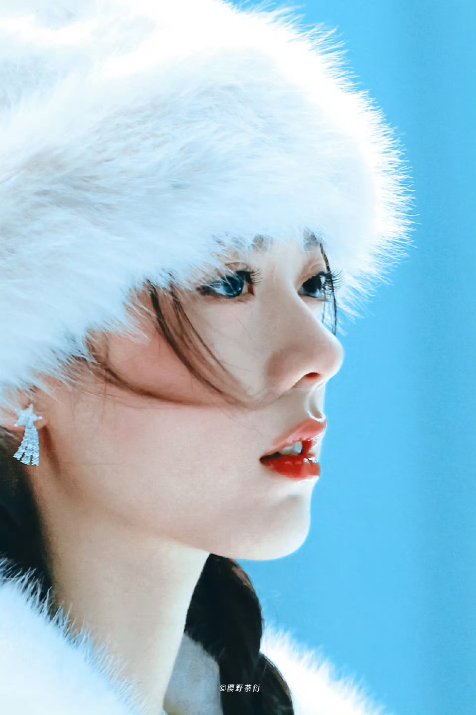 我家爱豆说啥了 “不求与人相比，但求超越自我。”                