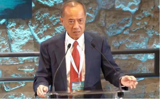 新加坡前外长杨荣文说了大实话，近日杨荣文说，不要看美国对中国虚张声势动辄威胁中国