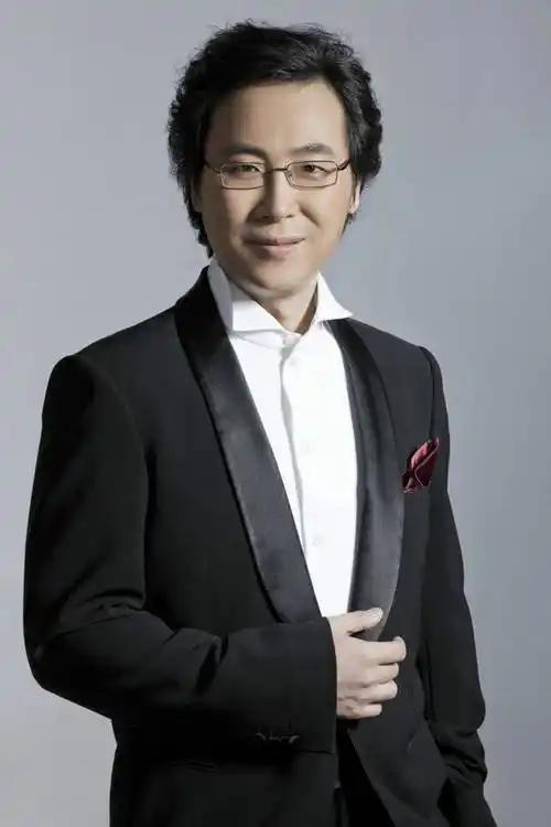 廖昌永把老家四川农村的老母亲接到上海同住，妻子王嘉直接做主开口：“妈就是妈，来了
