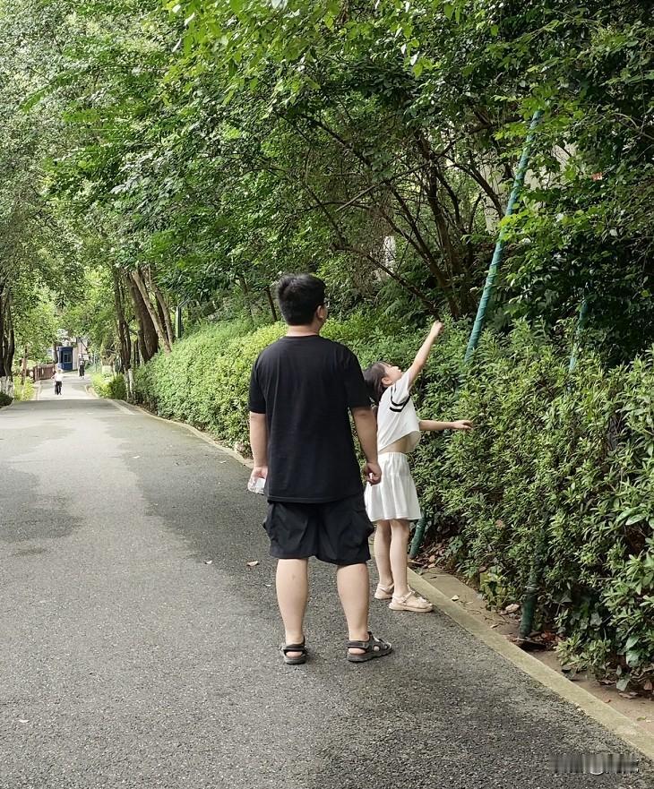 我的好大儿，你到底在想什么？
高一了，每次周末在家，我就没见过你怎么读书做作业。