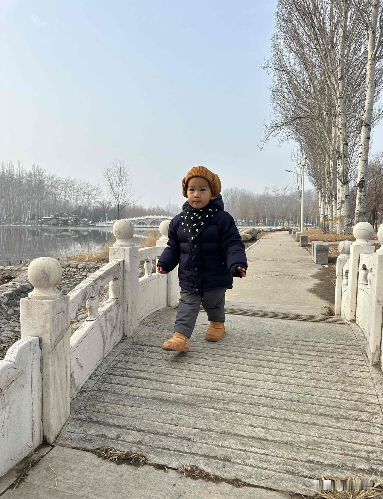 月入8000在北京，你猜我每天怎么熬到月底？
核心城区租个单间就干掉3000，育