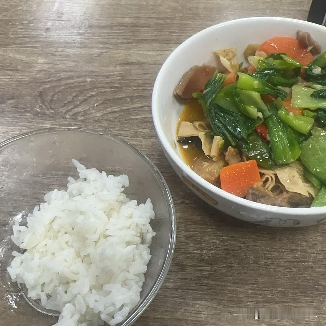 逾期第三年，被院子判决本金分期，我的建议是：不要急着协商

为什么？

刚逾期的