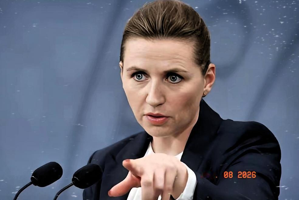 有一个很现实的问题，丹麦不会妥协让出格陵兰岛，要是真走到这一步，特朗普大概率会直