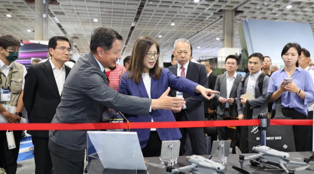 台湾当局明牌对抗大陆海军？福建舰刚过台湾海峡，台岛就投68亿巨资增强海防能力！9