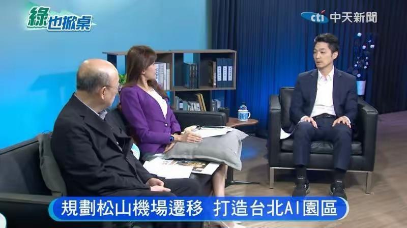 蒋万安最近被沈伯洋缩小了差距，开始有了危机感。不过台北本来就蓝大于绿，不像新北是