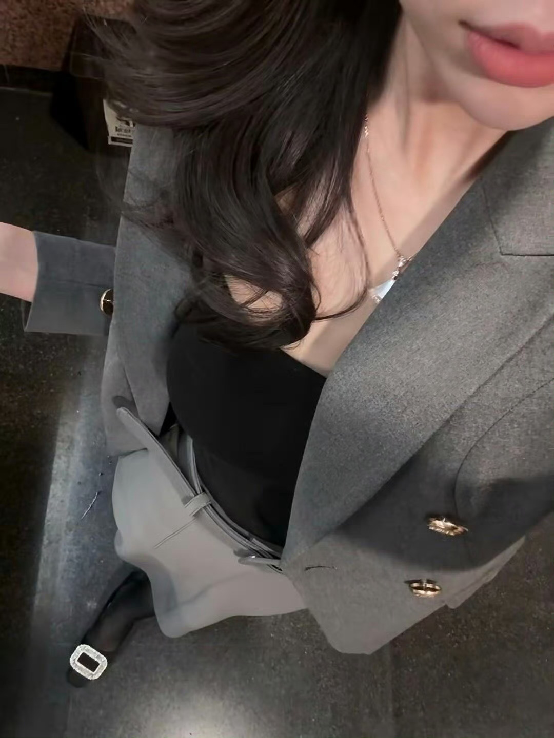 看花式虐狗，不如就地牵手👫  