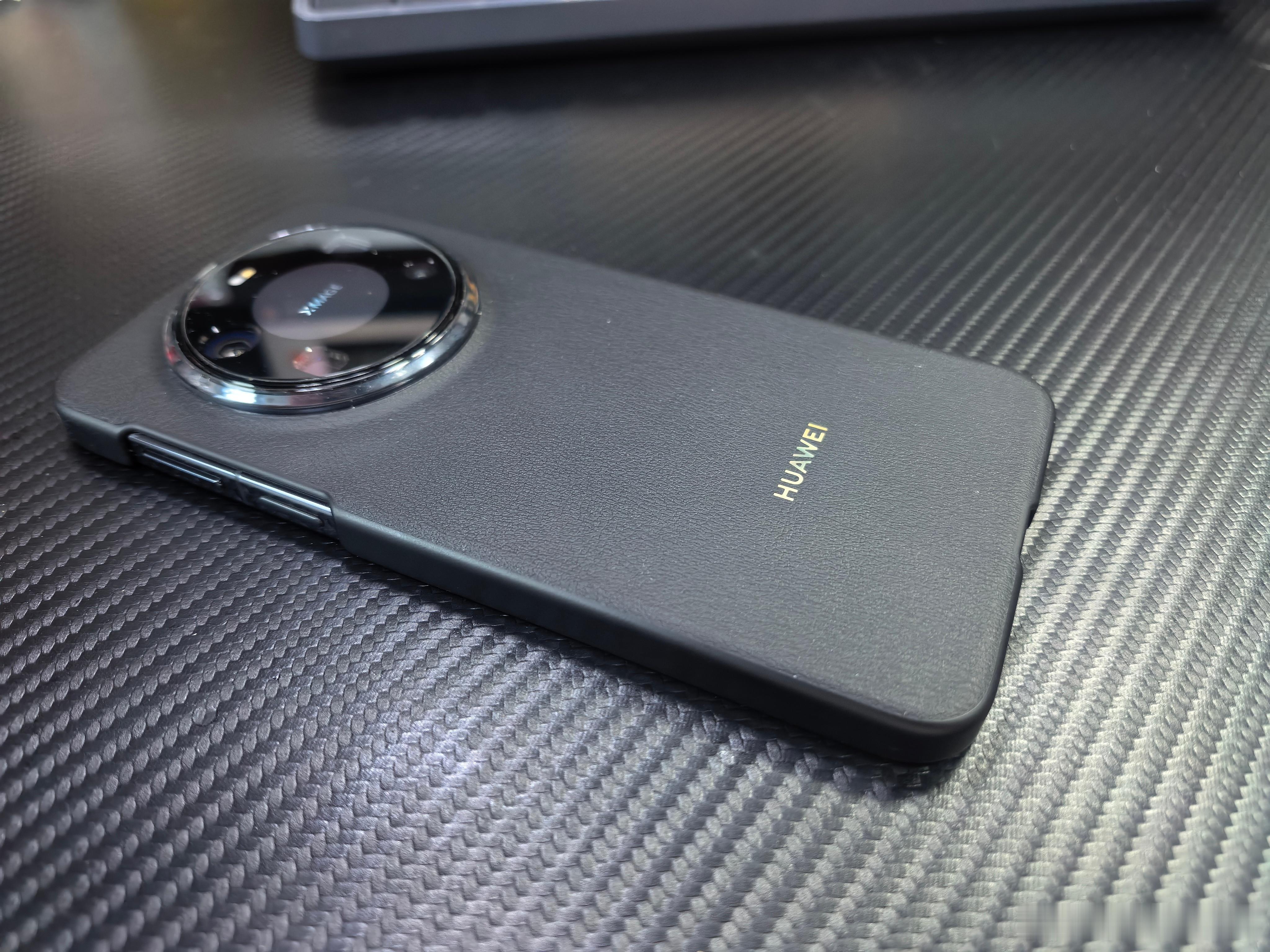 Mate 70 28天 100万+Mate 80 18天 100万+ 