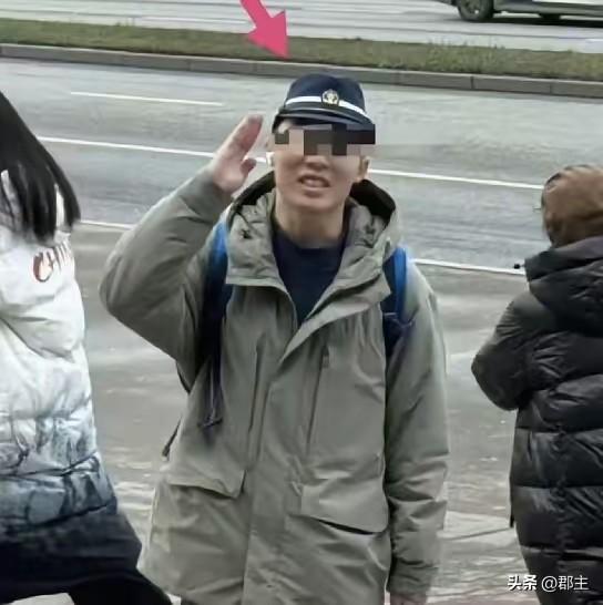 陈宇昕事件，不是被遣返之后就结束的。
不少南京的朋友，在得知他被遣返回南京之后，