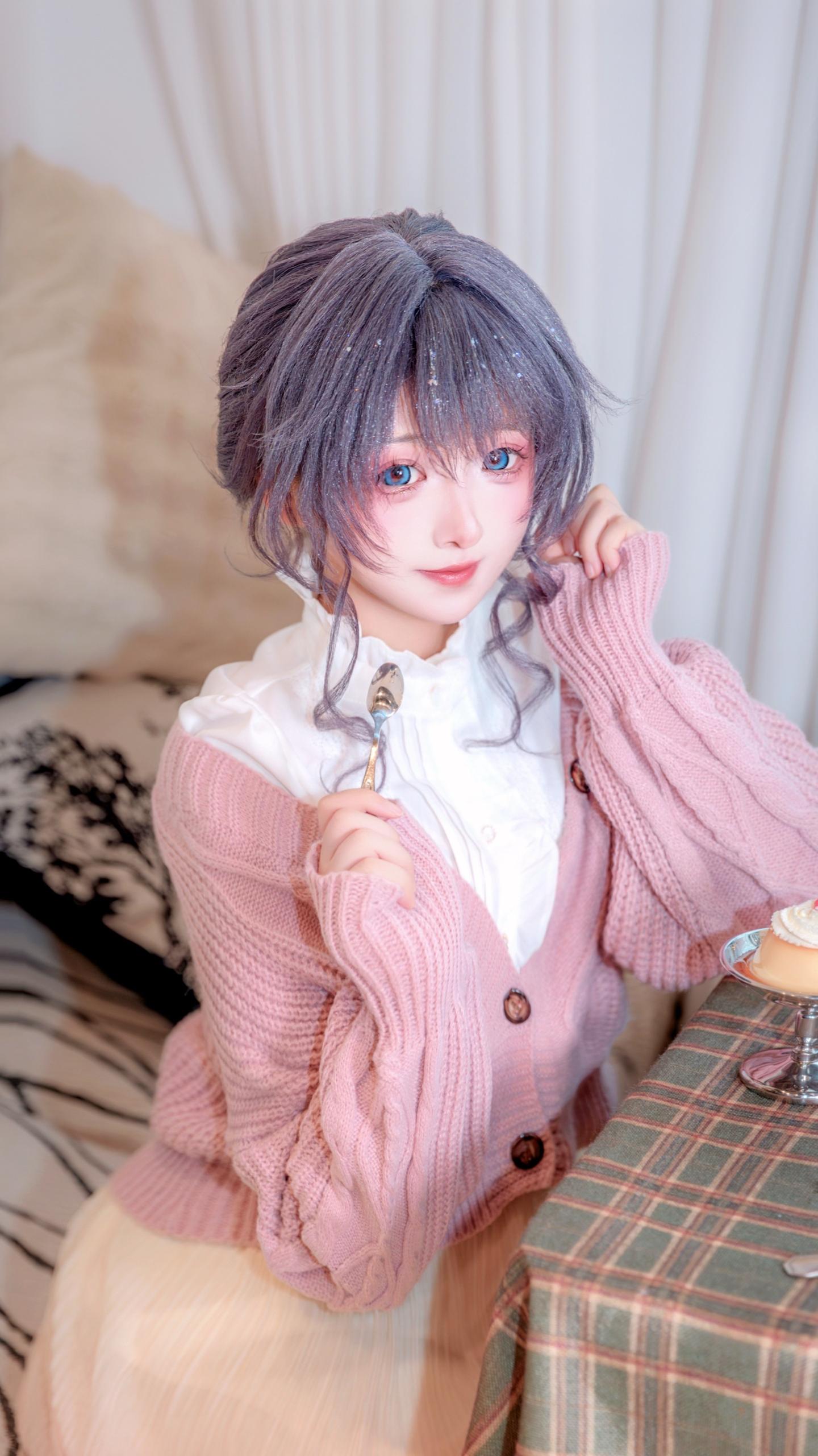 与你对视的瞬间💜薰子。📷