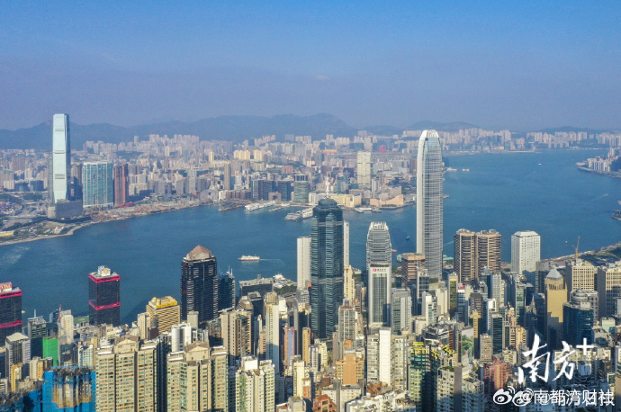 【#香港成我国第6座3万亿城市#】#香港拿下3万亿第六城# 香港统计处数据显示，